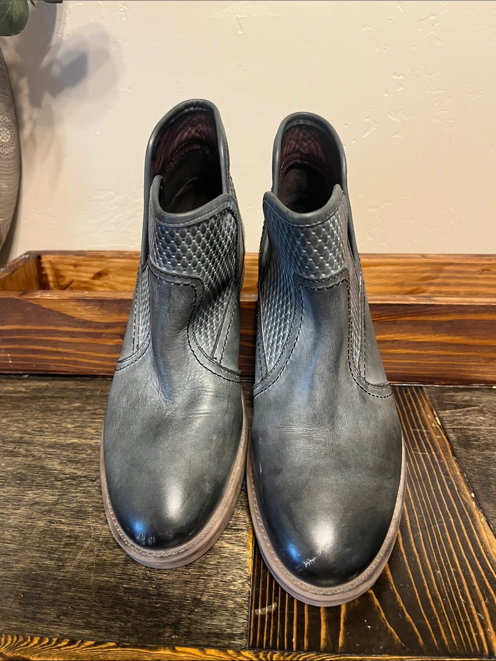 ROAN by Bed Stu Chelsea Boots